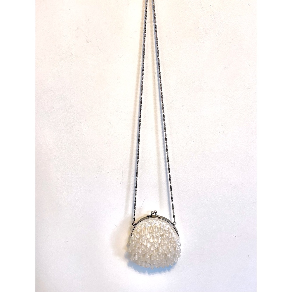 Formal evening clutch in white translucent stones, clear beads and sequins. - Picture 5 of 7